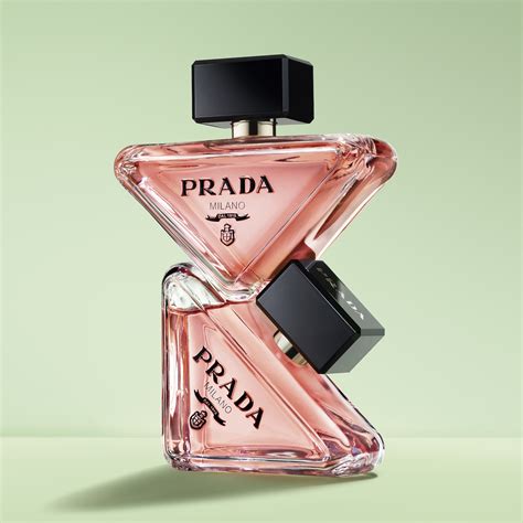 prada nuevo perfume|prada paradoxe smells like.